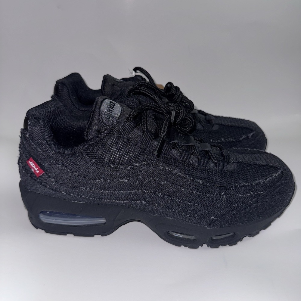 Size 9.5 - Nike Levi's x Air Max 95 OG Black Anthracite